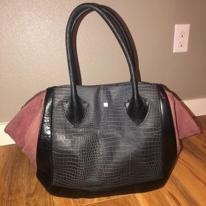 Pour La Victoire Purse